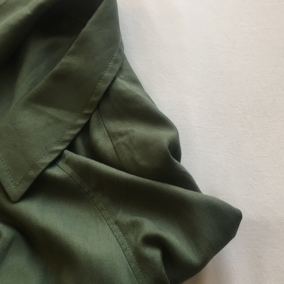 Light weight trench coat - Picture 4 of 5